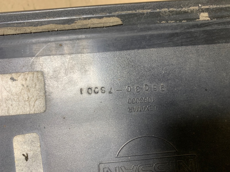 Спойлер крышки багажника QX56 / TITAN / ARMADA 04-16