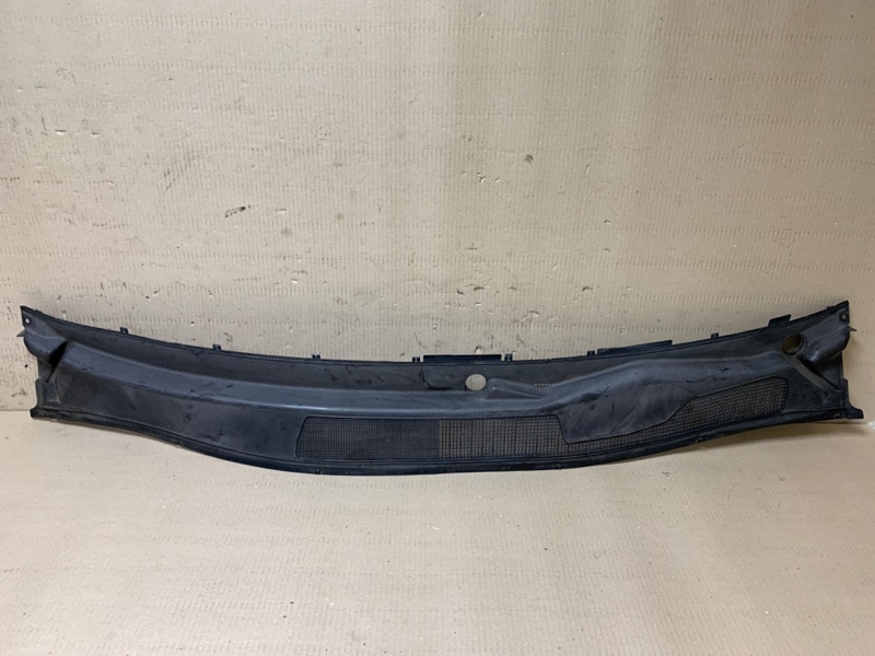 Пластик под лобовое стекло / Жабо TOYOTA HIGHLANDER 01-07 55781-48050 Б/У