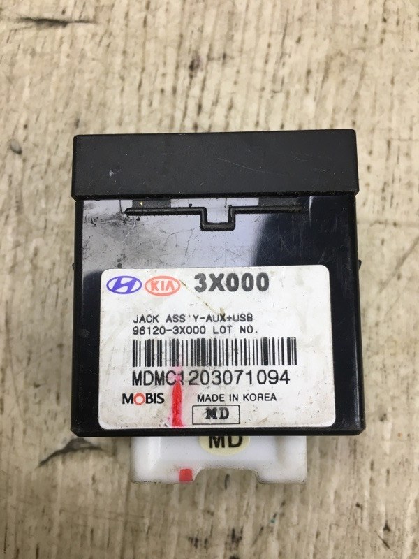 USB адаптер HYUNDAI ELANTRA MD 10-15 MD 1.8 G4NB