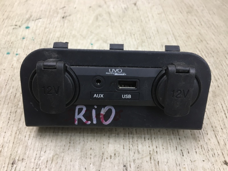 USB адаптер KIA RIO UB 2011-2017 2012 UB 1.6 G4FD 96120-1W550 Б/У