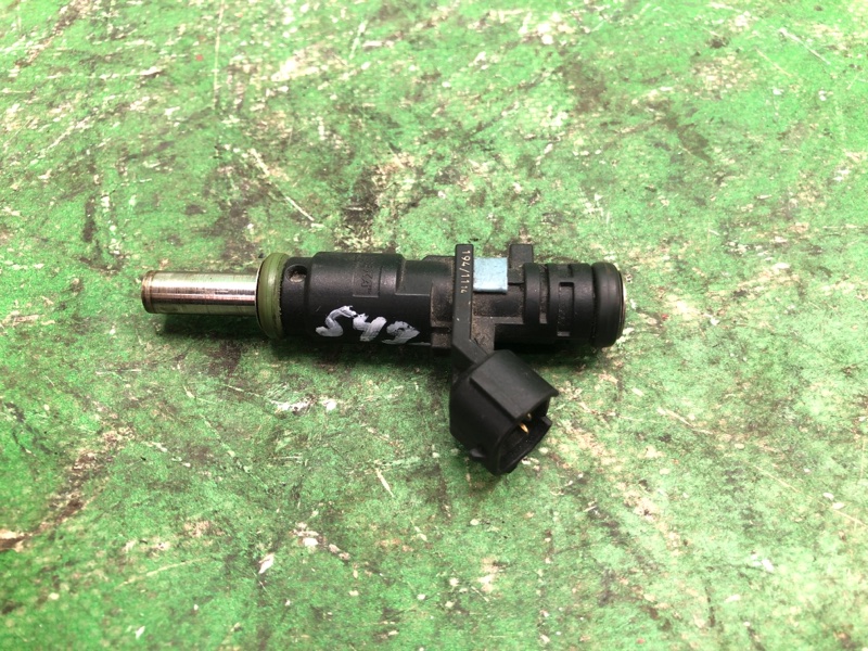 Форсунка топливная VOLKSWAGEN JETTA USA 10-17 2011 162 CBTA 2.5L 07K 906 031 C Б/У