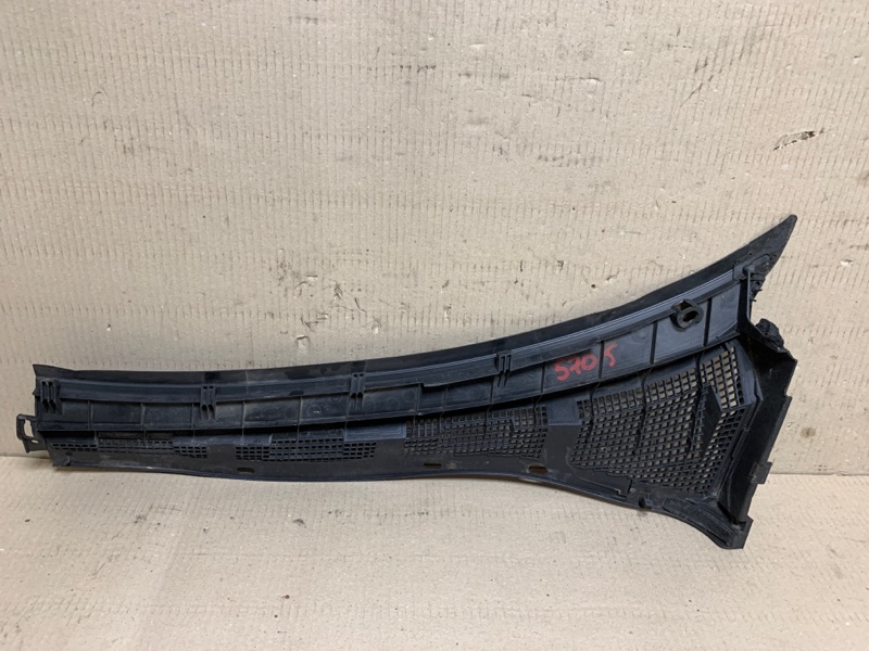 Пластик под лобовое стекло / Жабо правый 3 BK 03-08 2008 Седан 2.0