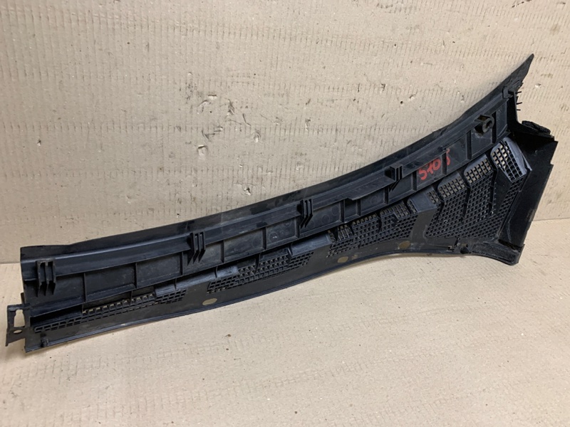 Пластик под лобовое стекло / Жабо правый 3 BK 03-08 2008 Седан 2.0