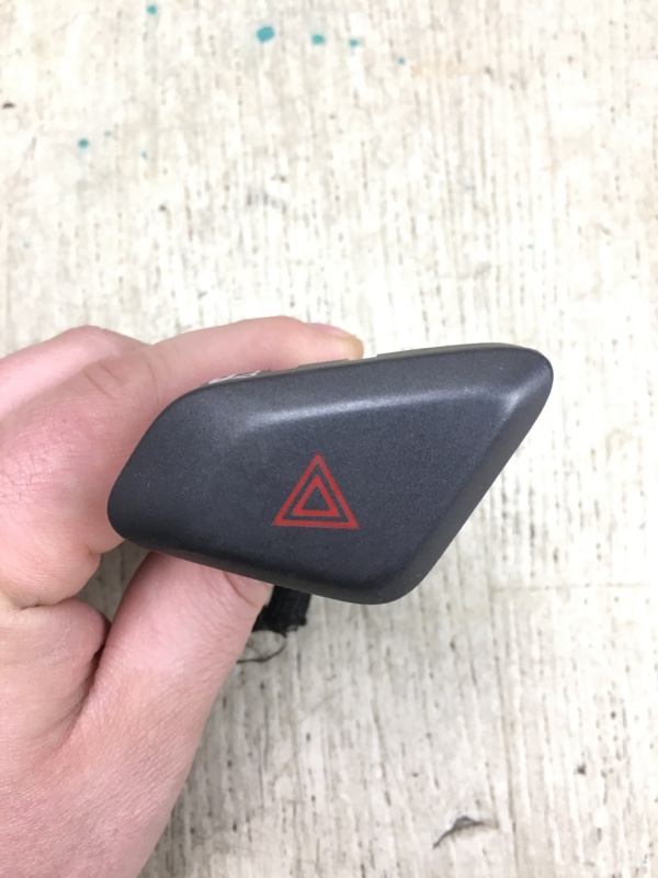 Кнопка аварийной сигнализации NISSAN PATHFINDER R52 12-21 R52 3.5 VQ35DD