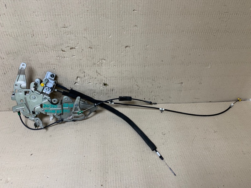 Запчасть замок двери боковой левый NISSAN NV200 USA 13- Б/У Замок двери боковой левый NISSAN NV200 USA 13- Б/У