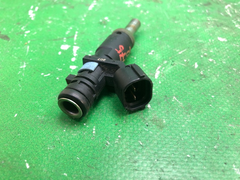 Форсунка топливная JETTA USA 10-17 2011 162 CBTA 2.5L Форсунка топливная JETTA USA 10-17 2011 162 CBTA 2.5L