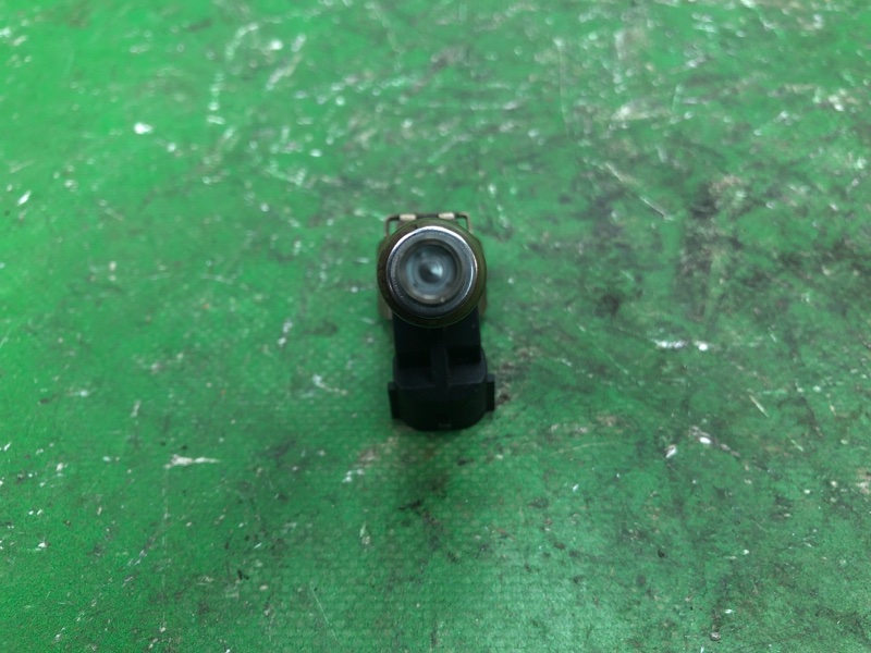 Форсунка топливная JETTA USA 10-17 2012 162 2.5 CBUA