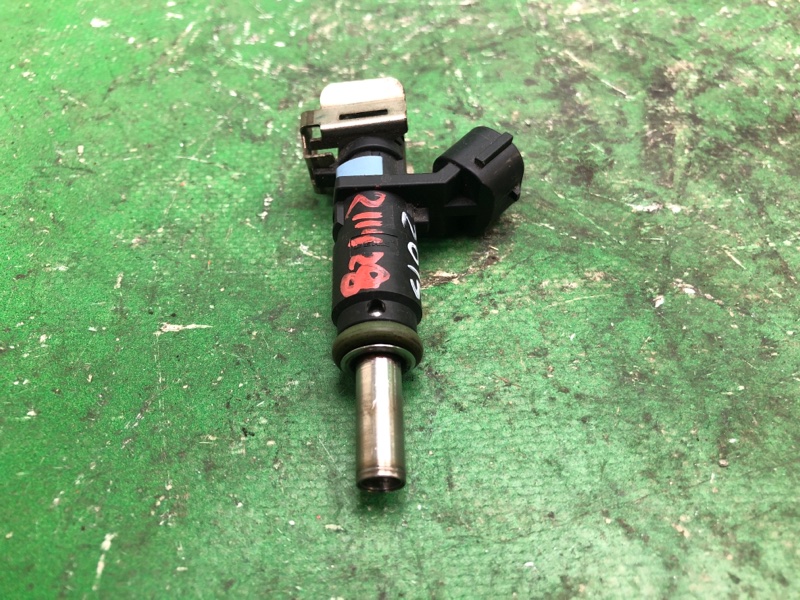 Форсунка топливная VOLKSWAGEN JETTA USA 10-17 2012 162 2.5 CBUA 07K 906 031 C Б/У