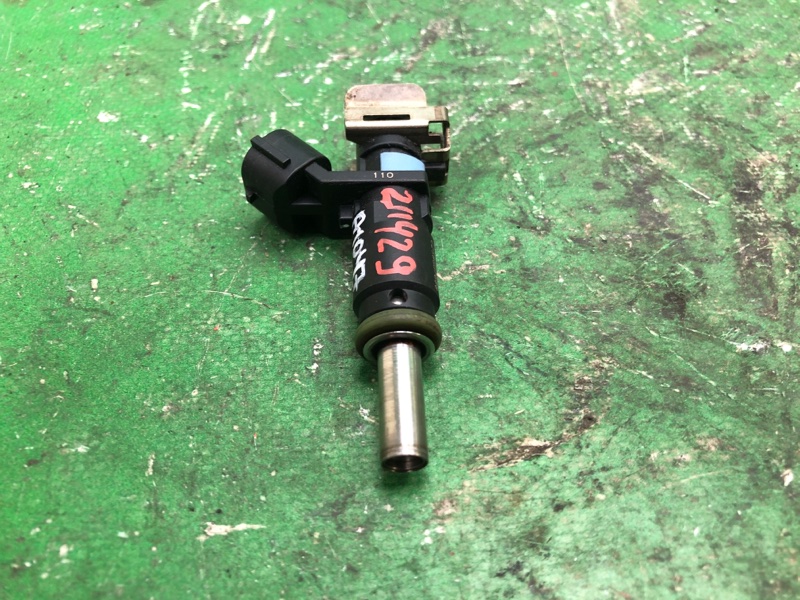 Запчасть форсунка топливная VOLKSWAGEN JETTA USA 10-17 2012 162 2.5 CBUA 07K 906 031 C Б/У Форсунка топливная VOLKSWAGEN JETTA USA 10-17 2012 162 2.5 CBUA 07K 906 031 C Б/У