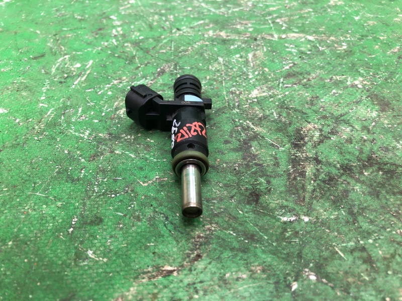 Форсунка топливная VOLKSWAGEN JETTA USA 10-17 2013 162 2.5 CBUA 07K 906 031 C Б/У