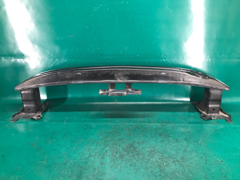 Усилитель переднего бампера PASSAT CC 12-18 2014 Седан 2.0 CCTA