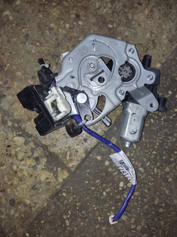 Замок крышки багажника MAZDA CX-9 06-16 2010 Внедорожник 3.7 TD12-62-310C Б/У