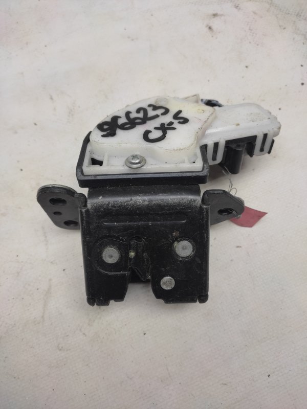 Замок крышки багажника MAZDA CX-5 (KE) 11-17 Б/У