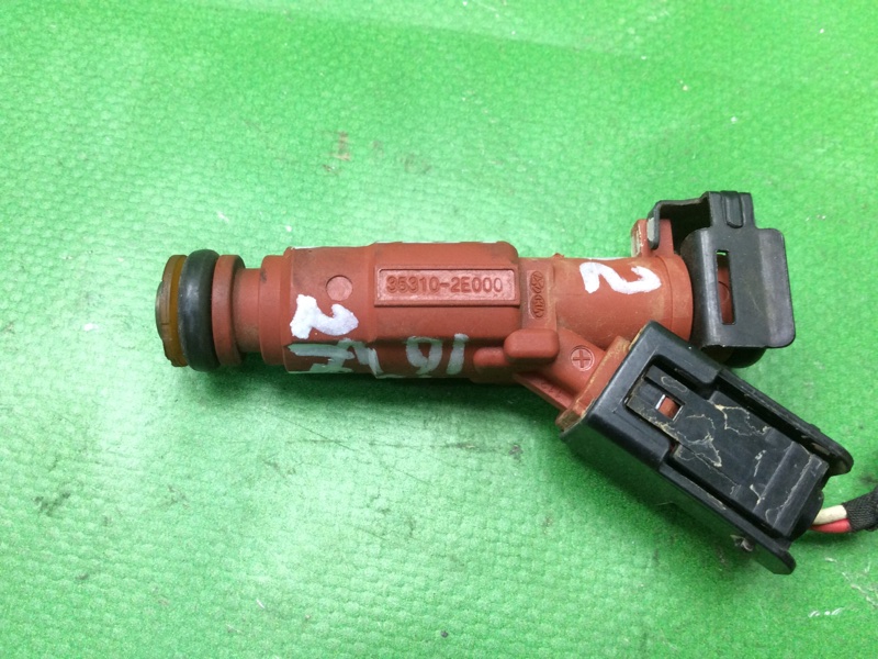 Форсунка топливная KIA FORTE YD 12- YD 1.8 G4NB