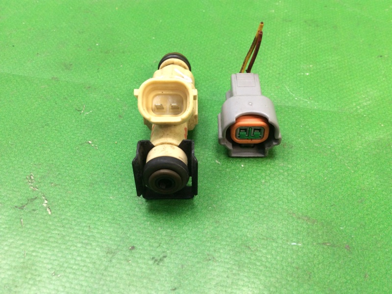 Форсунка топливная FORTE/CERATO TD 08-13 2009 TD 2.0 G4KD