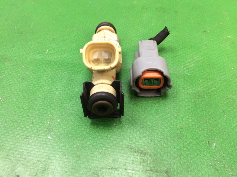 Форсунка топливная FORTE/CERATO TD 08-13 2009 TD 2.0 G4KD