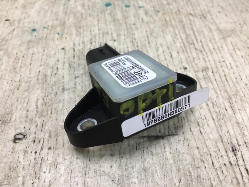 Датчик удара KIA OPTIMA TF 11-16 TF 2.4 G4KJ Датчик удара KIA OPTIMA TF 11-16 TF 2.4 G4KJ
