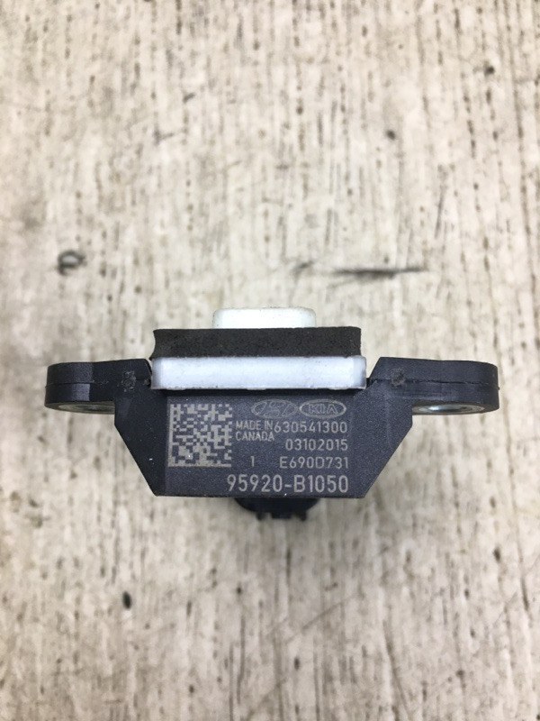 Датчик удара SORENTO UM 14- 2015 UM 2.4 G4KJ