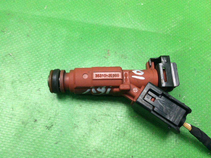 Форсунка топливная HYUNDAI ELANTRA MD 10-15 MD 1.8 G4NB