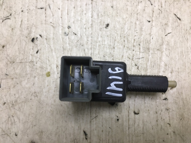 Датчик положения педали тормоза HYUNDAI ELANTRA MD 10-15 MD 1.8 G4NB