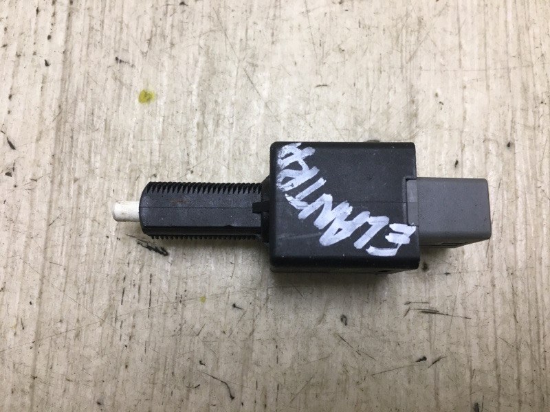 Датчик положения педали тормоза HYUNDAI ELANTRA AD 16- AD 2.0 G4NH Датчик положения педали тормоза HYUNDAI ELANTRA AD 16- AD 2.0 G4NH