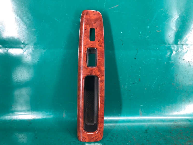Накладка кнопок стеклоподъемника передняя правая TOYOTA CAMRY 30 02-06 Седан 3.0 1MZFE