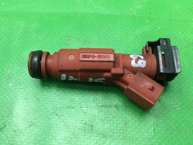 Форсунка топливная HYUNDAI ELANTRA MD 10-15 MD 1.8 G4NB