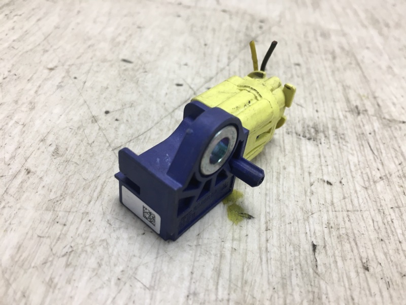 Датчик удара передний RIO UB 2011-2017 2012 UB 1.6 G4FD