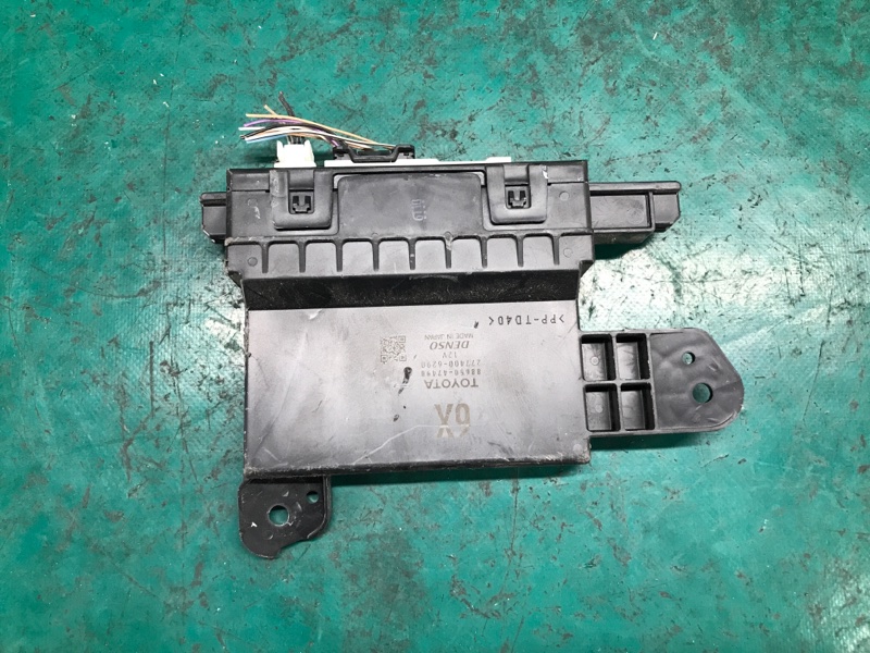 Блок электронный PRIUS 16- 2016 Хэтчбек 1.8 2ZRFXE