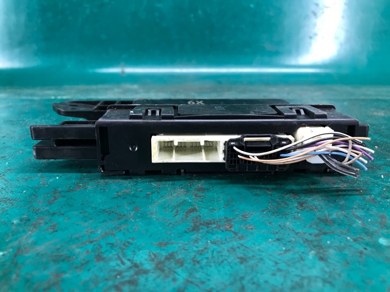 Блок электронный PRIUS 16- 2016 Хэтчбек 1.8 2ZRFXE