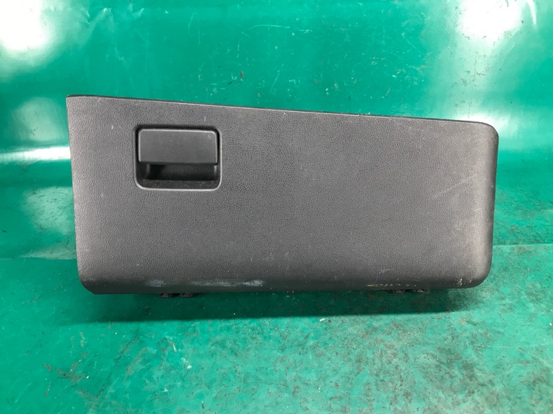 Бардачок TOYOTA PRIUS 16- 2016 Хэтчбек 1.8 2ZRFXE 55550-47130-C0 Б/У