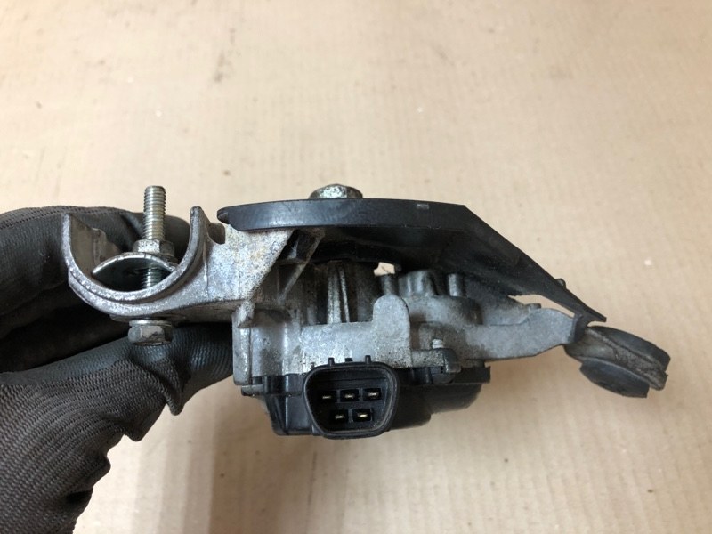 Моторчик стеклоочистителя передний ACURA MDX (YD2) 06-13