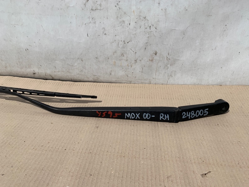 Поводок стеклоочистителя передний правый MDX (YD1) 00-06