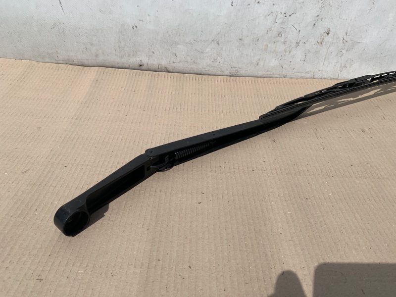 Поводок стеклоочистителя передний правый MDX (YD1) 00-06