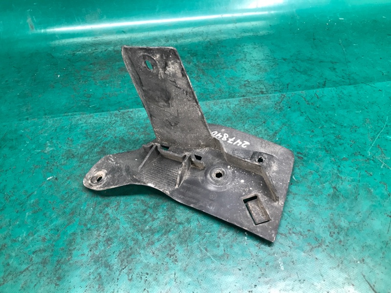 Брызговик задний левый VOLKSWAGEN PASSAT B8 14- 2016 Седан 1.8 CPRA 561 854 855 A 9B9 Б/У