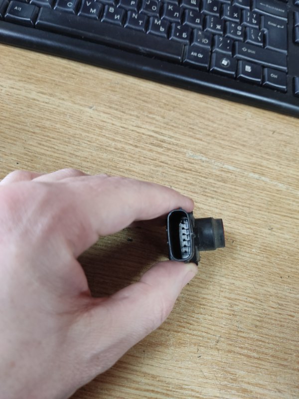 Датчик парктроника SUZUKI KIZASHI 09-14 Седан 2.4