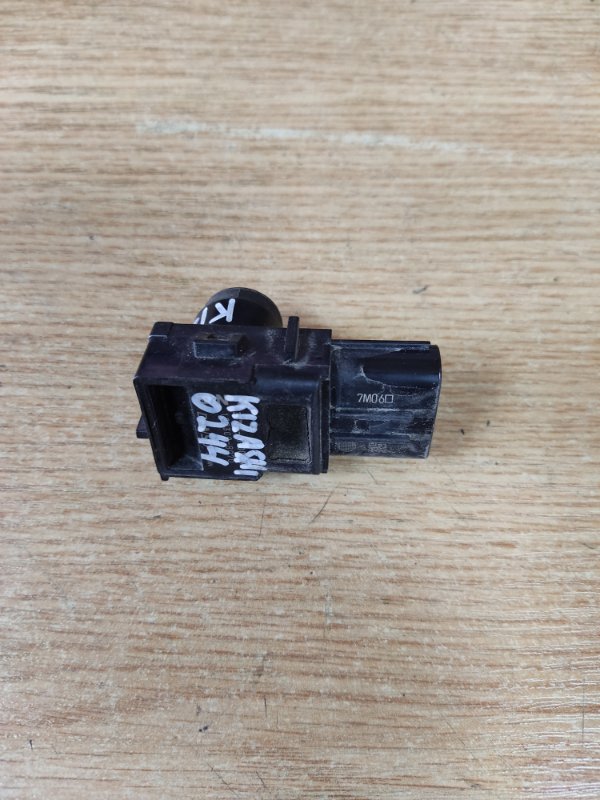 Датчик парктроника KIZASHI 09-14 2010 Седан 2.4