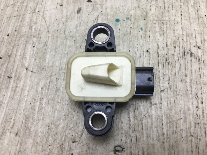 Датчик удара JUKE 10-19 2010 F15 1.6 MR16DDT