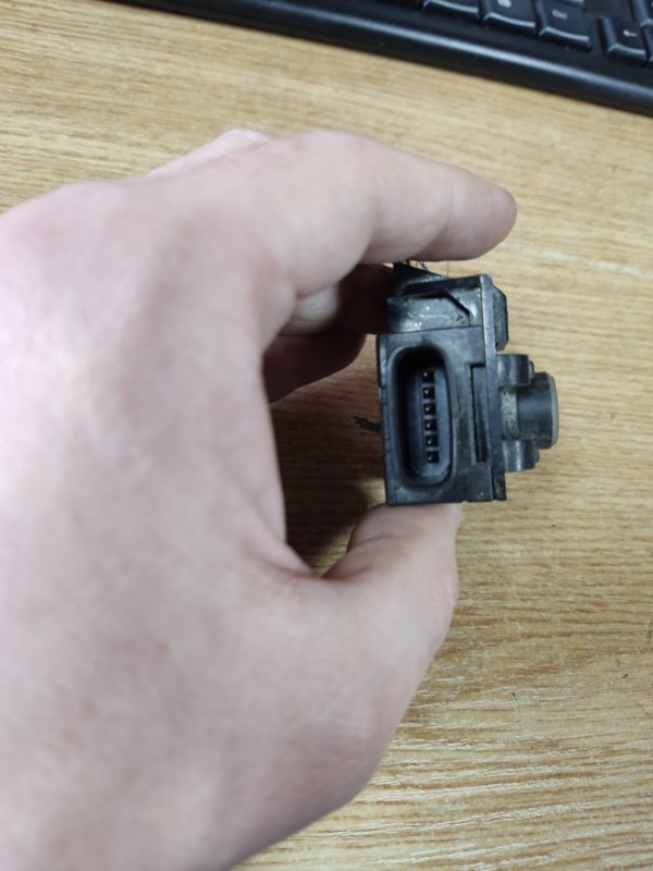 Датчик парктроника LEXUS ES350 06-12 Датчик парктроника LEXUS ES350 06-12