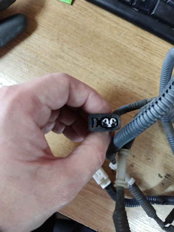 Проводка бампера LEXUS GS350 GS300 05-11