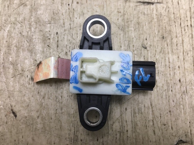 Датчик удара NISSAN X-TRAIL/ROGUE T32 13-20 2017 T32 2.5 QR25DE 98836-3TA0A Б/У