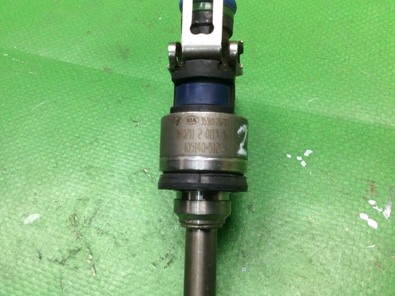 Форсунка топливная KIA SORENTO XM 09-14 XM 2.4 G4KJ