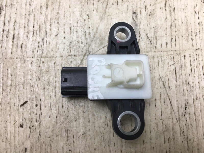 Датчик удара NISSAN X-TRAIL/ROGUE T32 13-20 2017 T32 2.5 QR25DE 98836-3TA0A Б/У