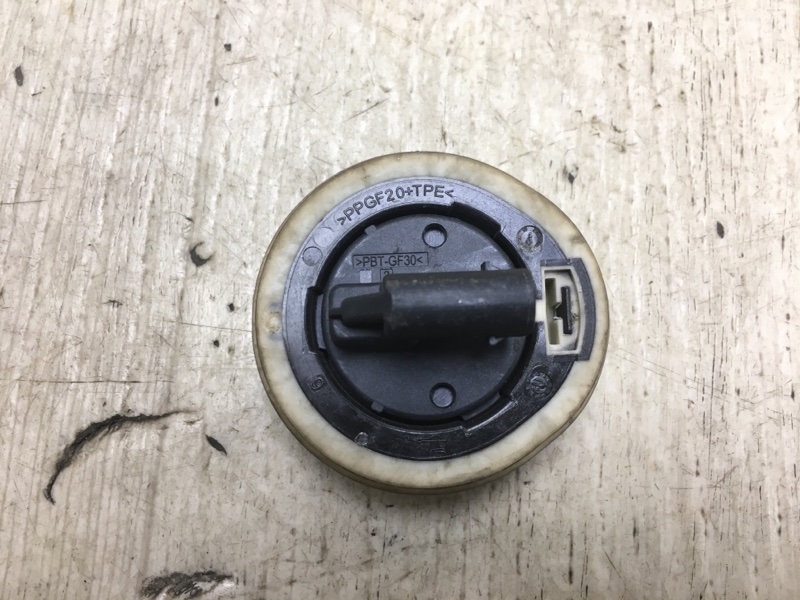 Датчик удара VOLKSWAGEN PASSAT B7 11-15 2014 A32 1.8 CPRA 5K0 959 354 Б/У