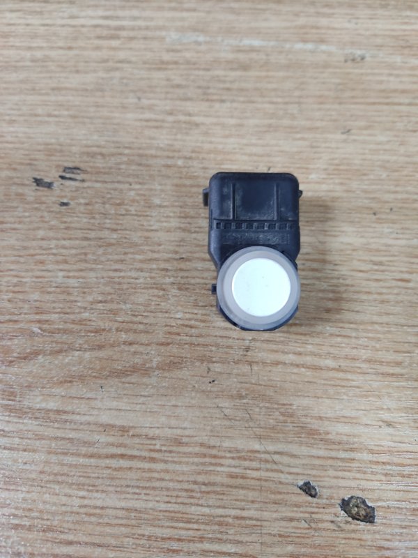 Датчик парктроника передний KIA SORENTO UM 14- 2.2 95720-C5511WP1 Б/У