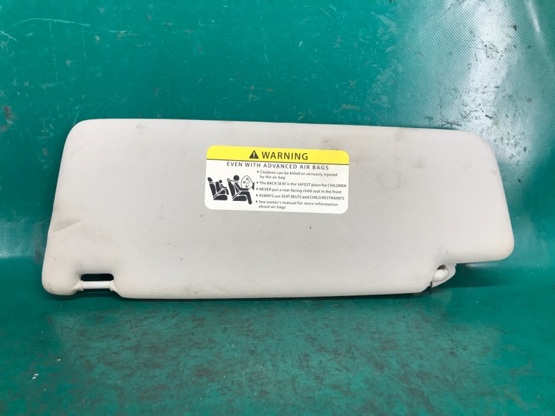 Козырек солнцезащитный правый VOLKSWAGEN PASSAT B8 14- 2016 Седан 1.8 CPRA 561 857 552 A 2F4 Б/У