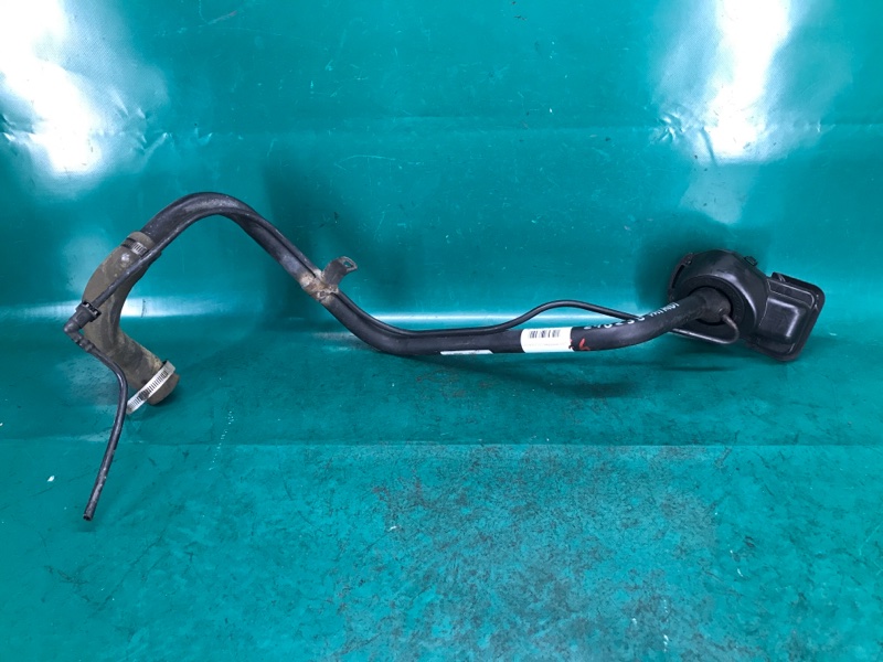 Запчасть горловина топливного бака JEEP PATRIOT 10-17 2011 Внедорожник 2.4 ED3 5105806AC Б/У Горловина топливного бака JEEP PATRIOT 10-17 2011 Внедорожник 2.4 ED3 5105806AC Б/У