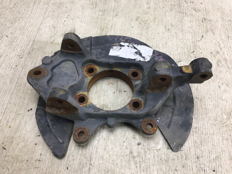 Цапфа задняя левая RENEGADE (BU) 14- 2018 BU 2.4 ED6 Цапфа задняя левая RENEGADE (BU) 14- 2018 BU 2.4 ED6