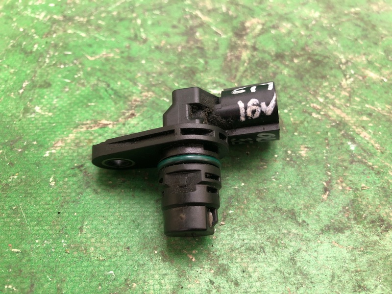 Датчик положения распредвала KIA SORENTO XM 09-14 2009 XM 2.4 G4KE 39350-25010 Б/У