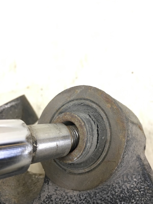 Цапфа задняя правая SORENTO XM 09-14 2009 XM 2.4 G4KE